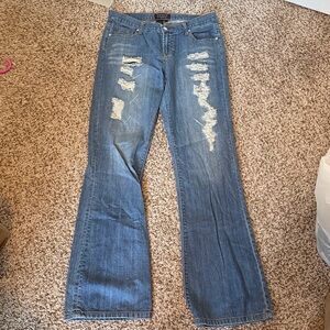 Venus The Goddess Fit Jeans Size 10 Distressed Jeans GUC B1015